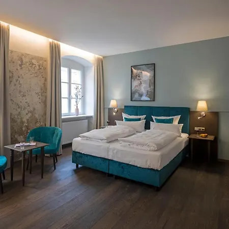 Altstadthotel Der Patrizier מלון 4*