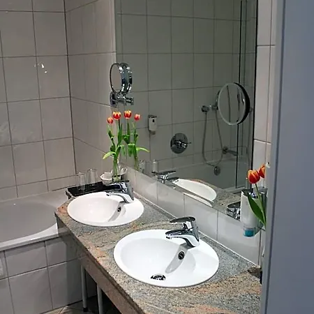 Altstadthotel Der Patrizier 酒店 4*