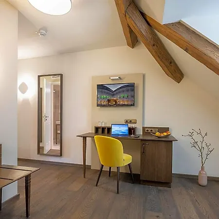 فندق Altstadthotel Der Patrizier