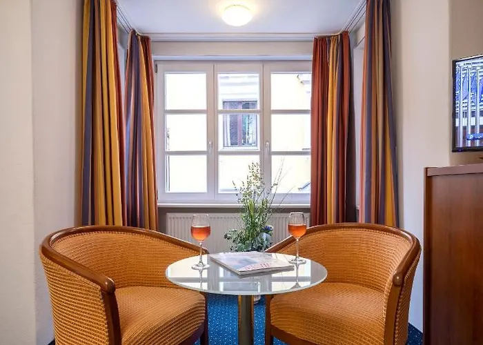 ホテル Altstadthotel Der Patrizier レーゲンスブルク